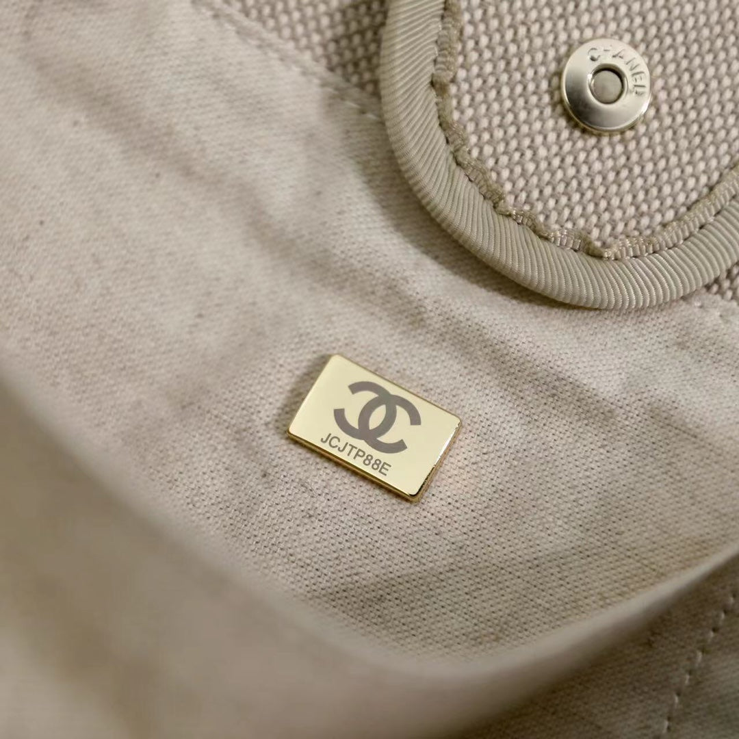 CHANEL DEAUVILLE LARGE 39 TOTE BAG IN BEIGE CANVAS WITH LIGHT BLUE CHAIN