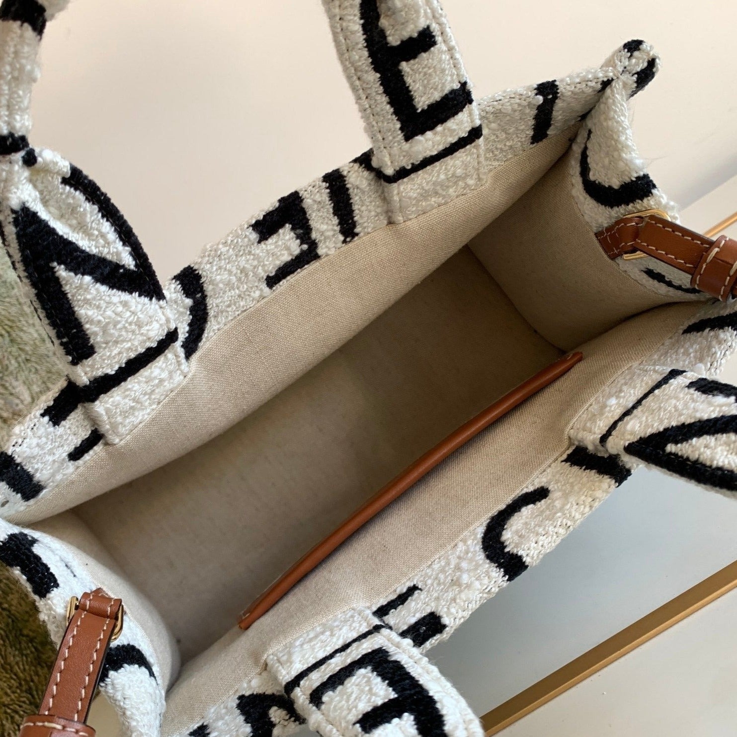 CELINE TRIOMPHE 26 FABRIC WHITE BLACK