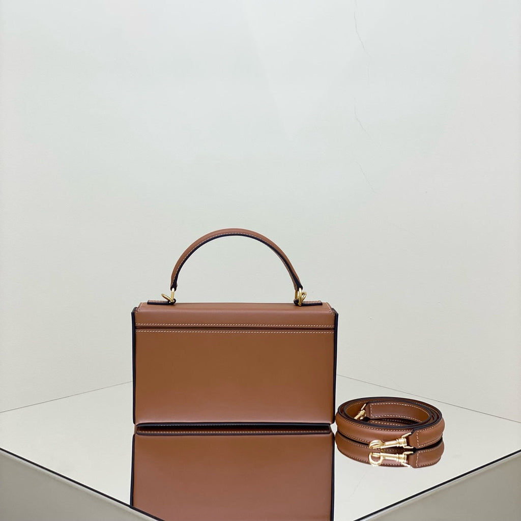 CELINE BOX TRIOMPHE 22 TAN NATURAL CALFSKIN