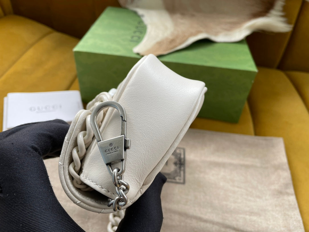 GUCCI MARMONT MINI HANDBAG 16 IN WHITE CALFSKIN
