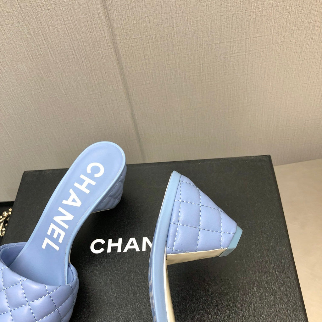 CHANEL DIAMOND-QUILTED 6 CM SANDALS IN CAROLINA BLUE LAMBSKIN