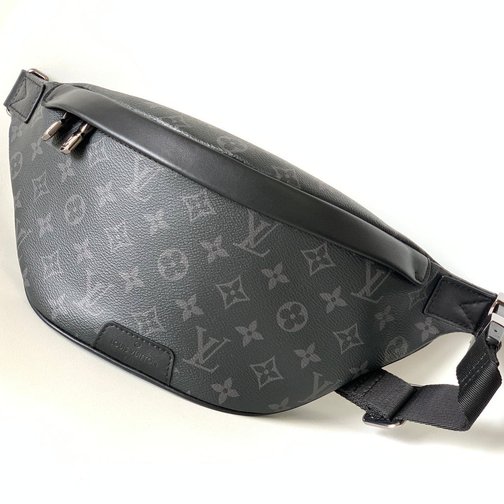 LOUIS VUITTON LV 25S DISCOVERY BUMBAG 44 IN BLACK MONOGRAM ECLIPSE CALFSKIN