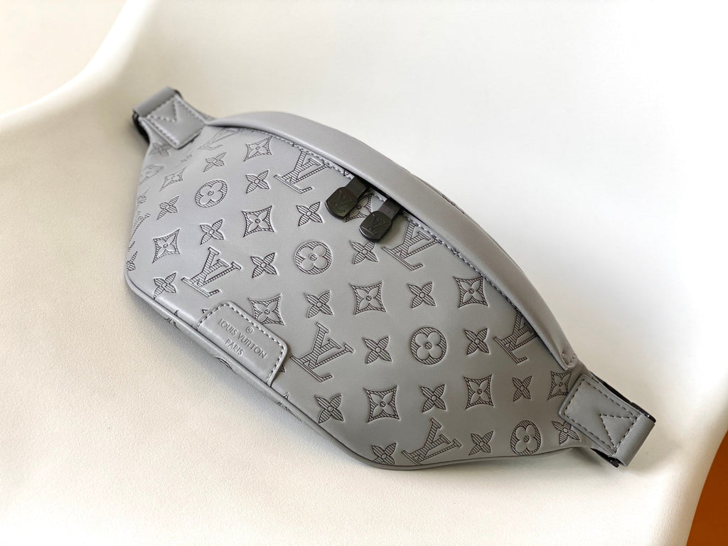LOUIS VUITTON LV 25S DISCOVERY BUMBAG 44 IN TAUPE GRAY EMBOSSED MONOGRAM ECLIPSE CALFSKIN