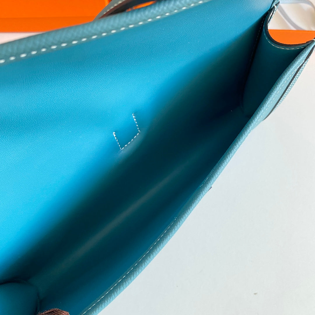 HERMES JIGE ELAN 29 CLUTCH IN AEGEAN BLUE CALFSKIN