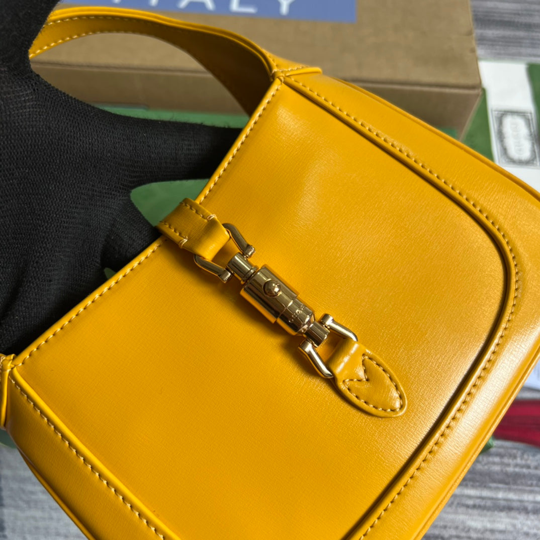 GUCCI JACKIE MINI 19 SHOULDER BAG IN YELLOW CALFSKIN
