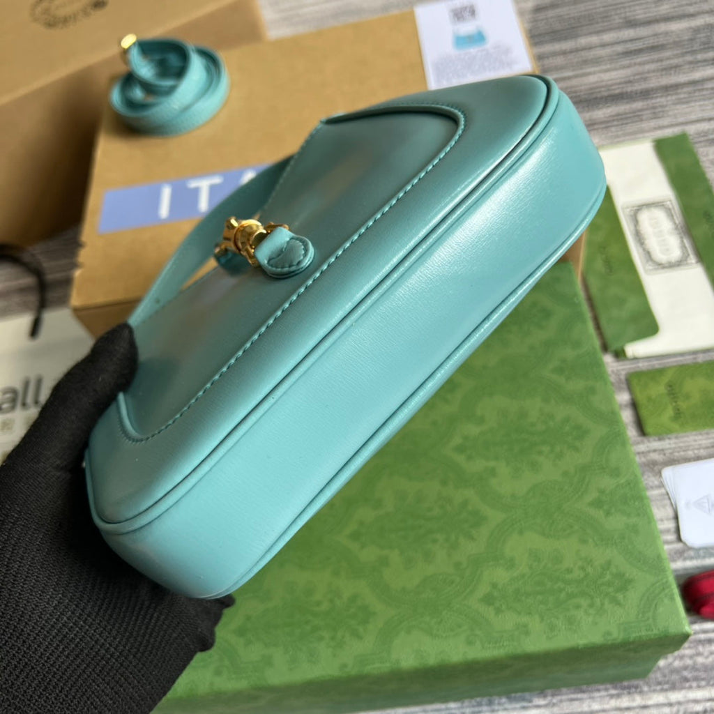 GUCCI JACKIE MINI 19 SHOULDER BAG IN PASTEL BLUE CALFSKIN