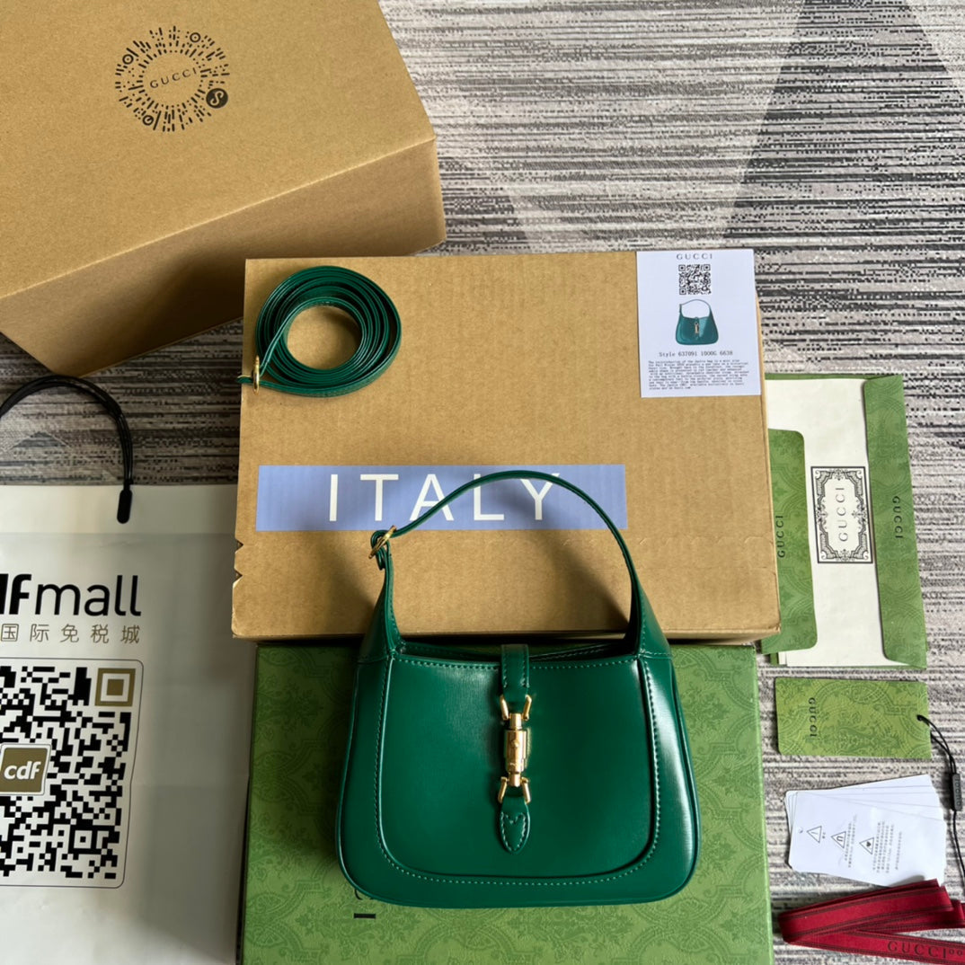 GUCCI JACKIE MINI 19 SHOULDER BAG IN GREEN FOREST CALFSKIN