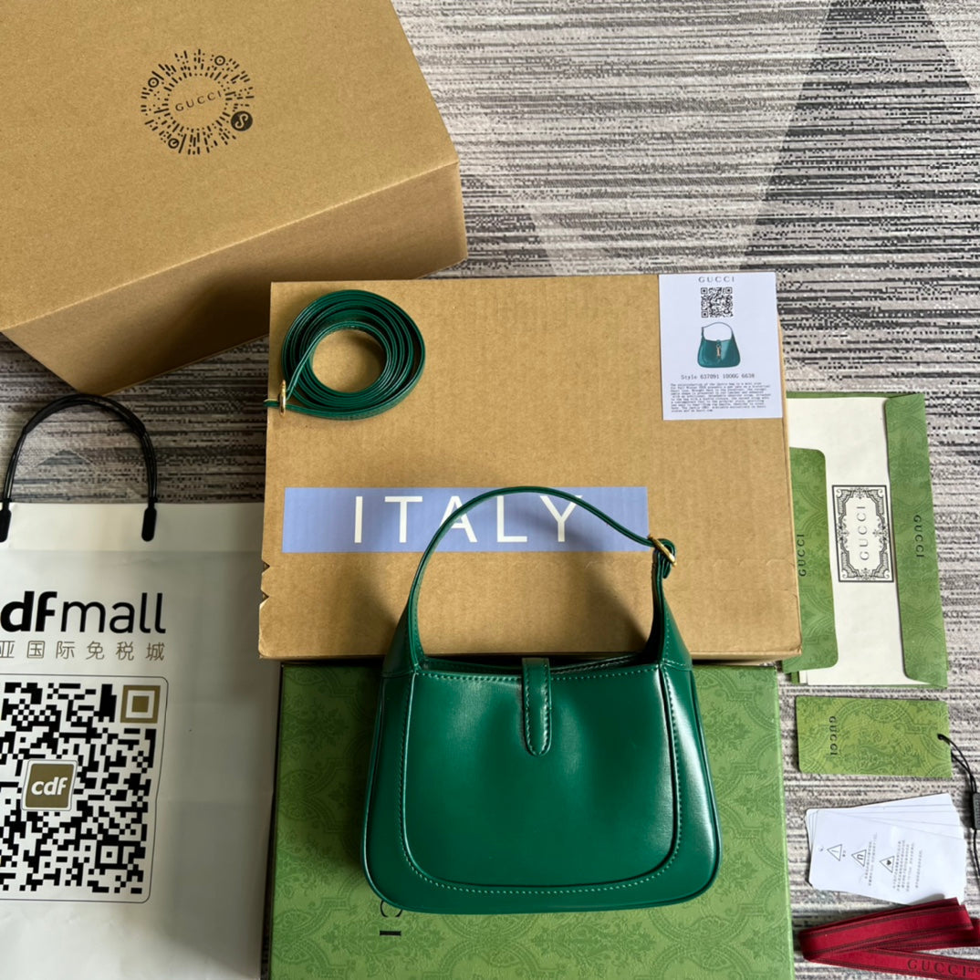 GUCCI JACKIE MINI 19 SHOULDER BAG IN GREEN FOREST CALFSKIN
