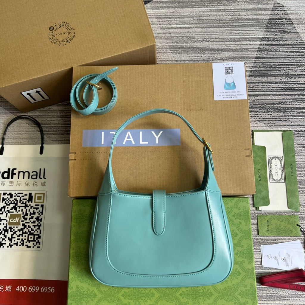 GUCCI JACKIE SMALL 28 SHOULDER BAG IN BLUE PASTEL CALFSKIN
