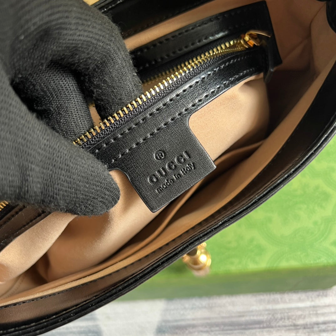 GUCCI JACKIE SMALL 28 SHOULDER BAG IN BLACK CALFSKIN