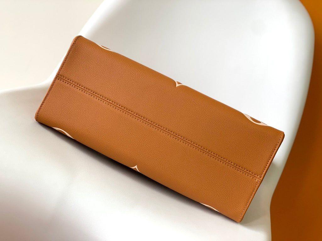 LOUIS VUITTON ONTHEGO MM 35CM ORANGE WHITE