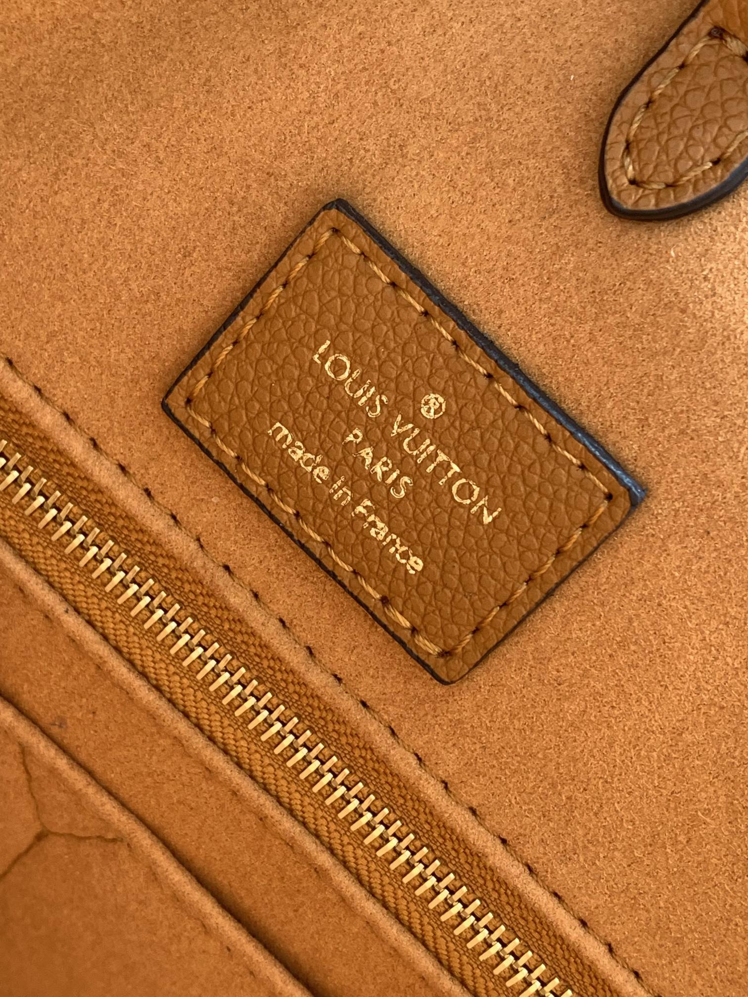 LOUIS VUITTON ONTHEGO MM 35CM ORANGE WHITE