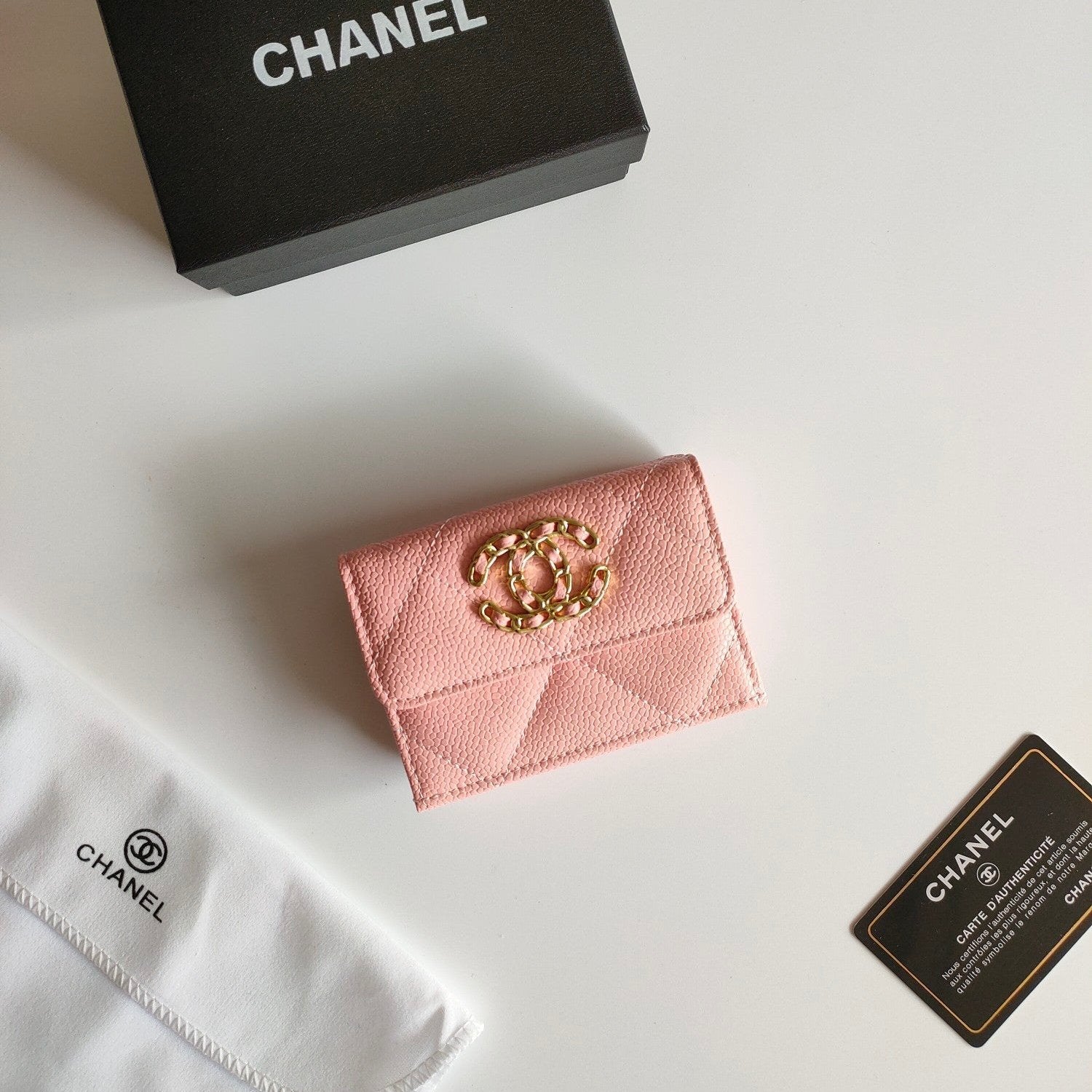 CHANEL TRIFOLD PURSE 12 PEACH GRAINED CALFSKIN GOLD ICON