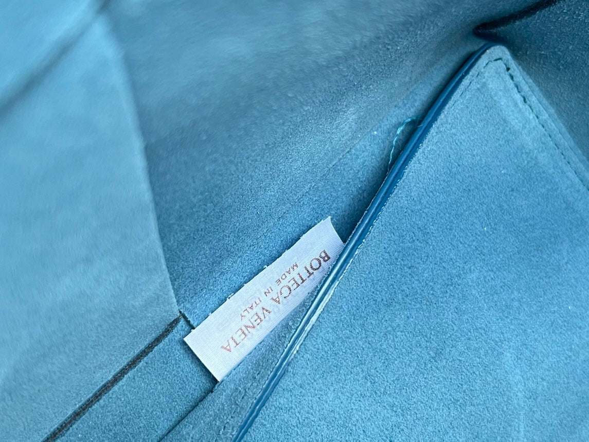BOTTEGA VENETA SMALL ARCO TOTE 30 IN AEGEAN BLUE CALFSKIN