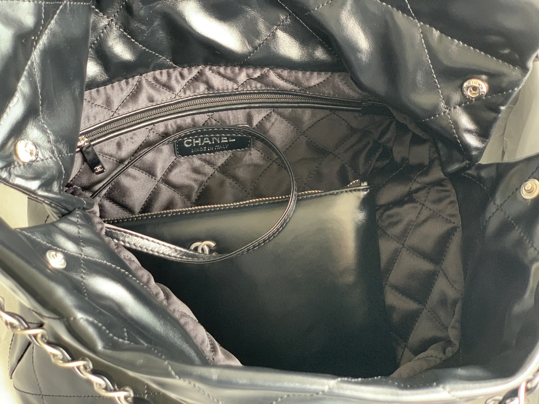 CHANEL MEDIUM 37 HANDBAG IN BLACK SHINY CALFSKIN SILVER HARDWARE