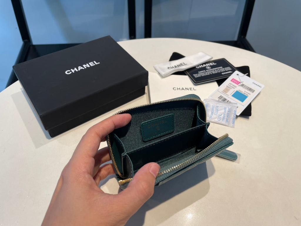 CHANEL ZIPPED COIN PURSE 11 OCEAN GRAINED CALFSKIN