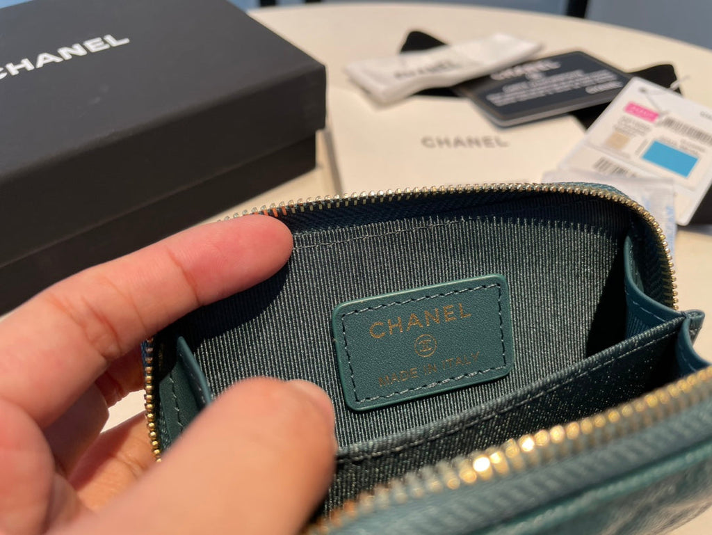 CHANEL ZIPPED COIN PURSE 11 OCEAN GRAINED CALFSKIN