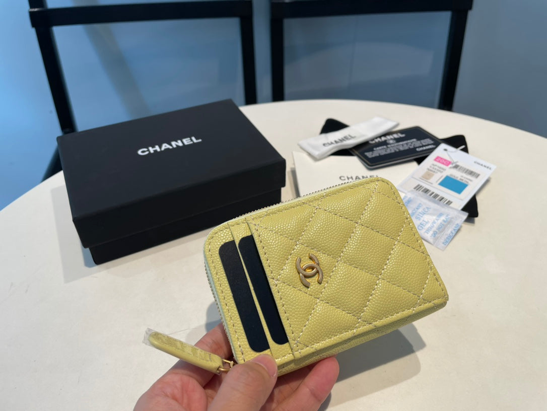 CHANEL ZIPPED COIN PURSE 11 YELLOW GRAINED CALFSKIN