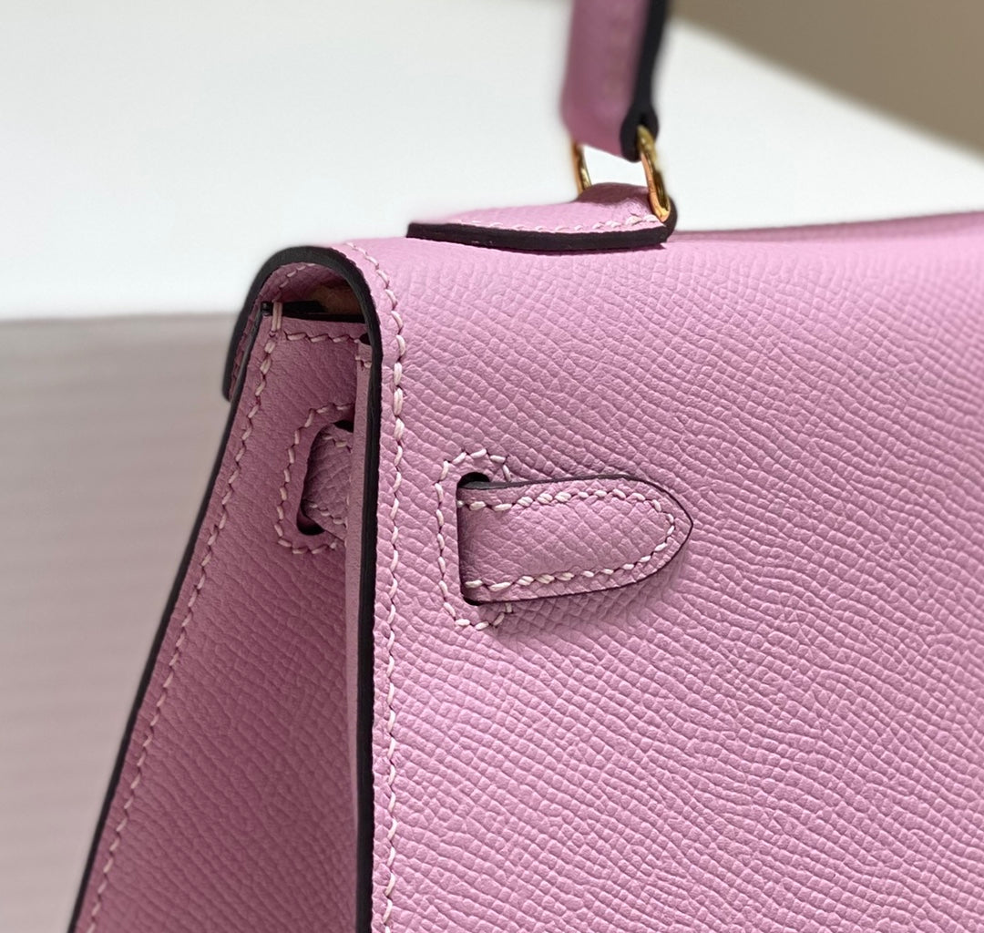 HERMES KELLY MINI 20 BAG IN BABY PINK CALFSKIN WITH GOLD HARDWARE