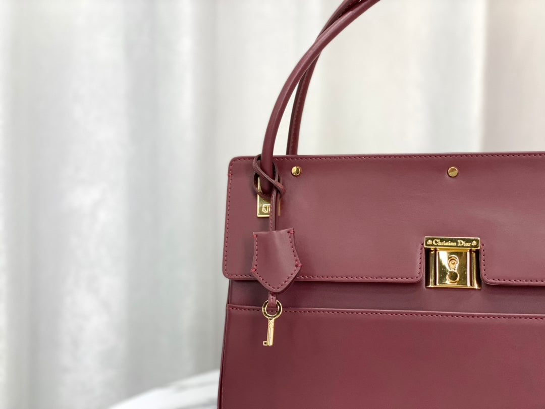 DIOR PARISIENNE 30 HANDBAG IN MULBERRY PURPLE SMOOTH CALFSKIN