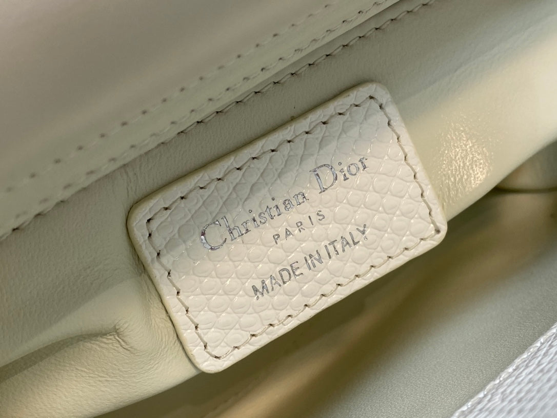 DIOR MINI LADY 17 BAG IN WHITE EMBOSSED LAMBSKIN WITH SILVER CLASP