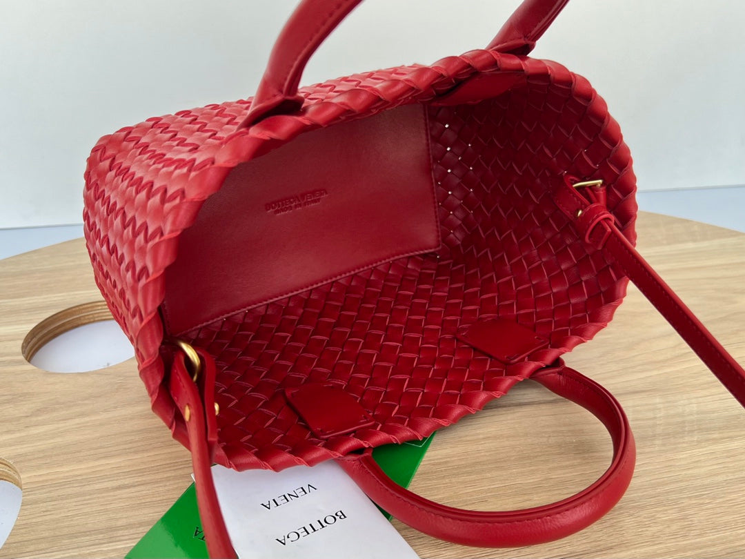 BOTTEGA VENETA MINI CABAT 20 IN RED LAMBSKIN