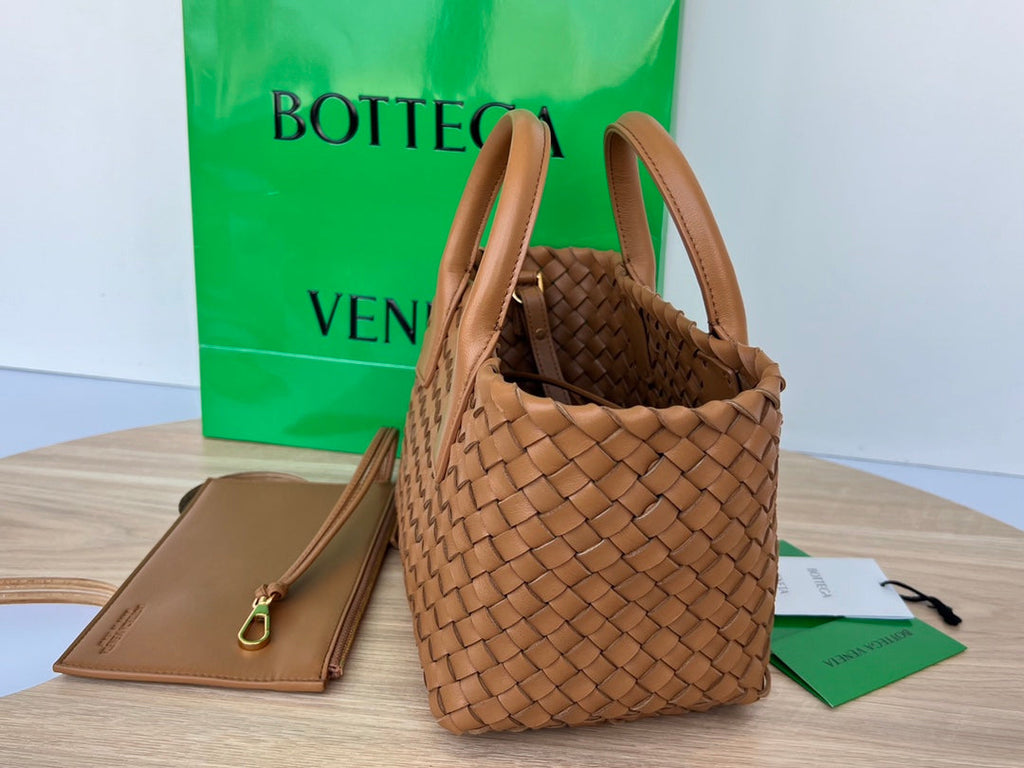 BOTTEGA VENETA MINI CABAT 20 IN BRONZE BROWN LAMBSKIN