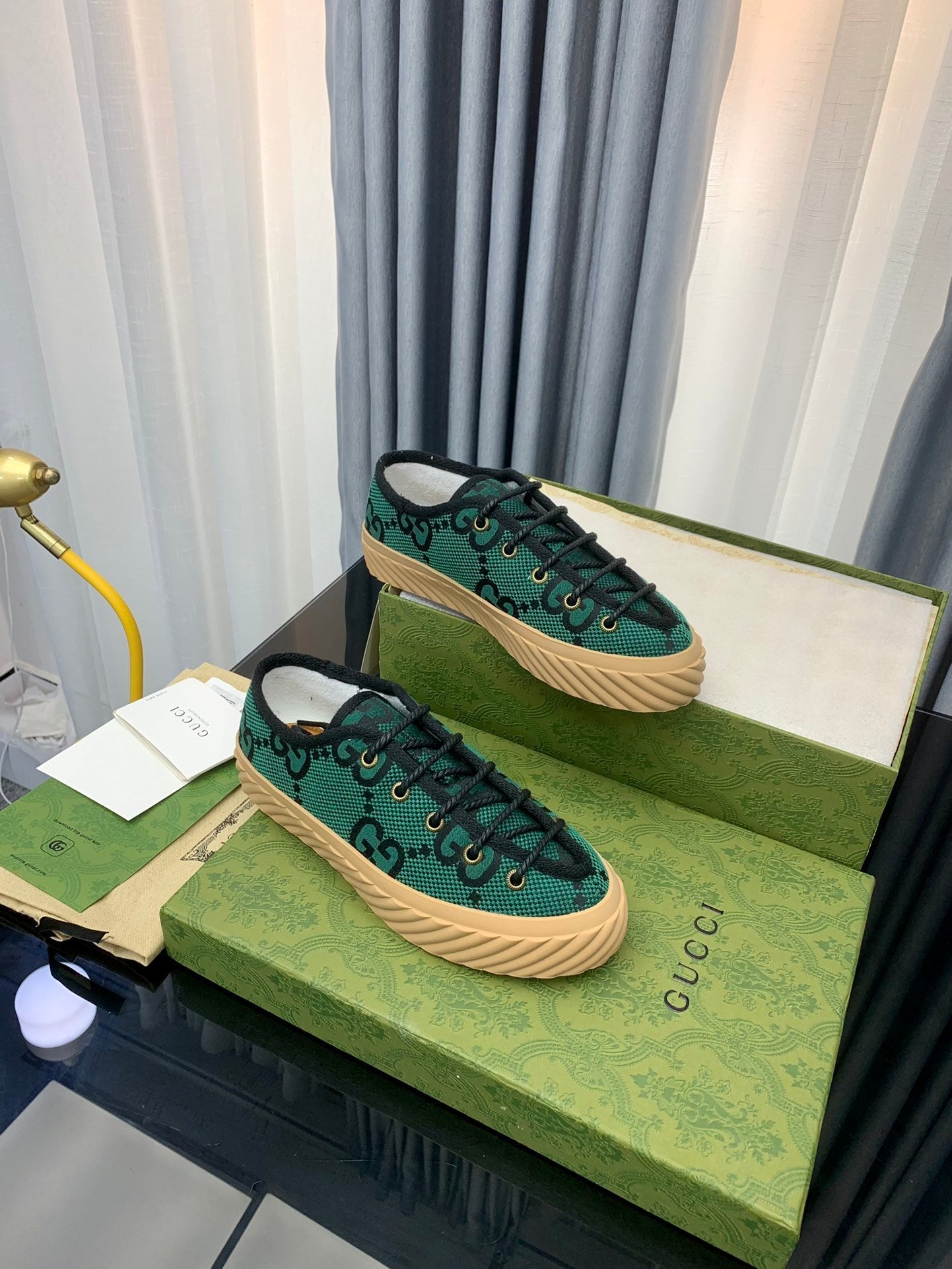 GUCCI UNIQUE SNEAKER THICK-SOLE CASTLETON GREEN CANVAS
