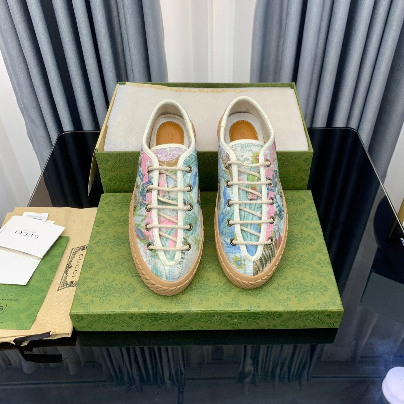 GUCCI UNIQUE SNEAKER THICK-SOLE GRASS MOTIF CANVAS