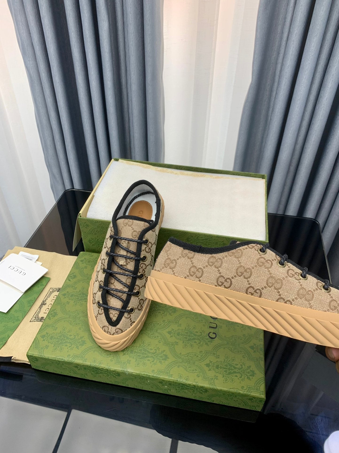 GUCCI UNIQUE SNEAKER THICK-SOLE LIGHT BROWN CANVAS