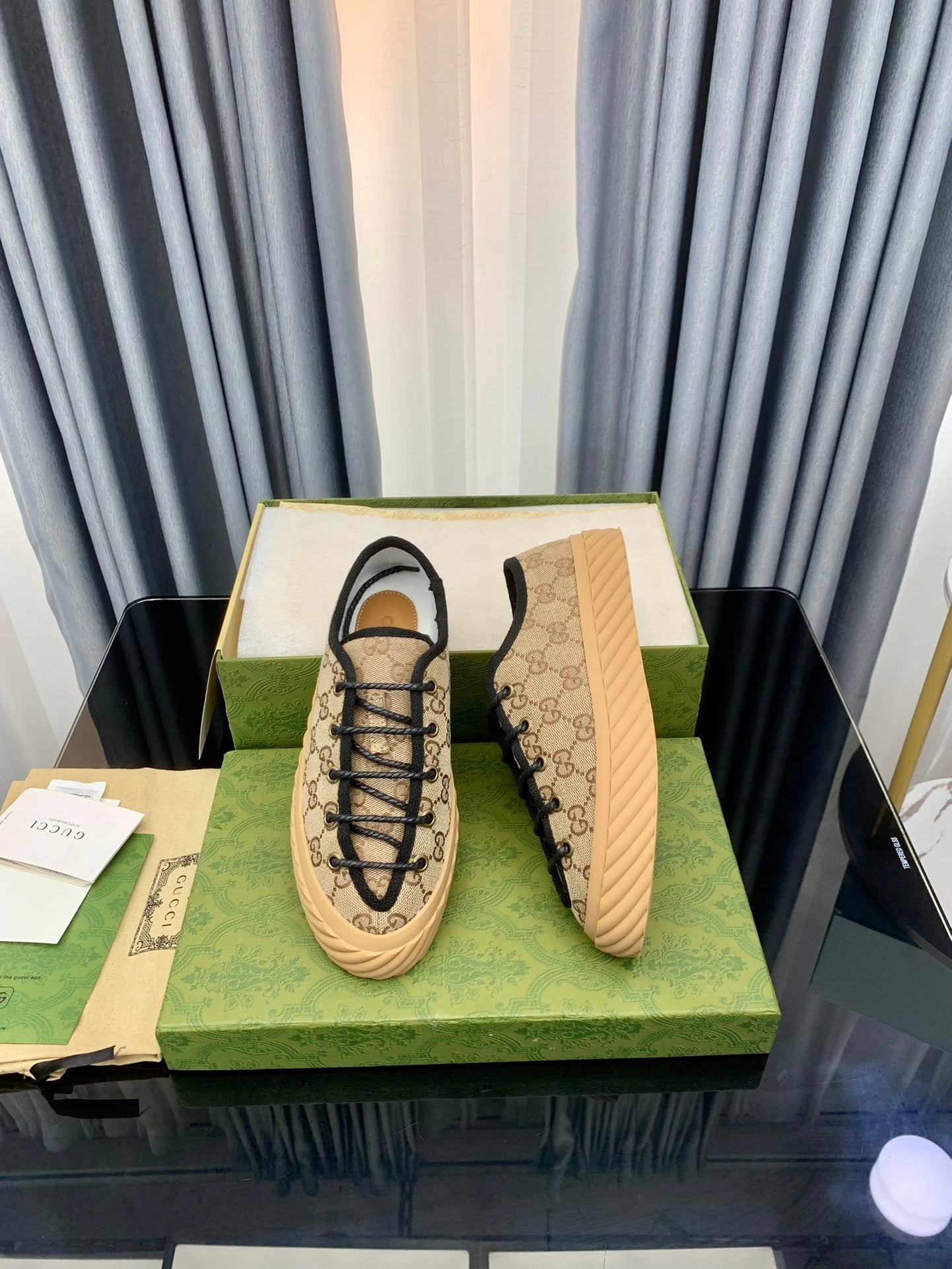 GUCCI UNIQUE SNEAKER THICK-SOLE LIGHT BROWN CANVAS