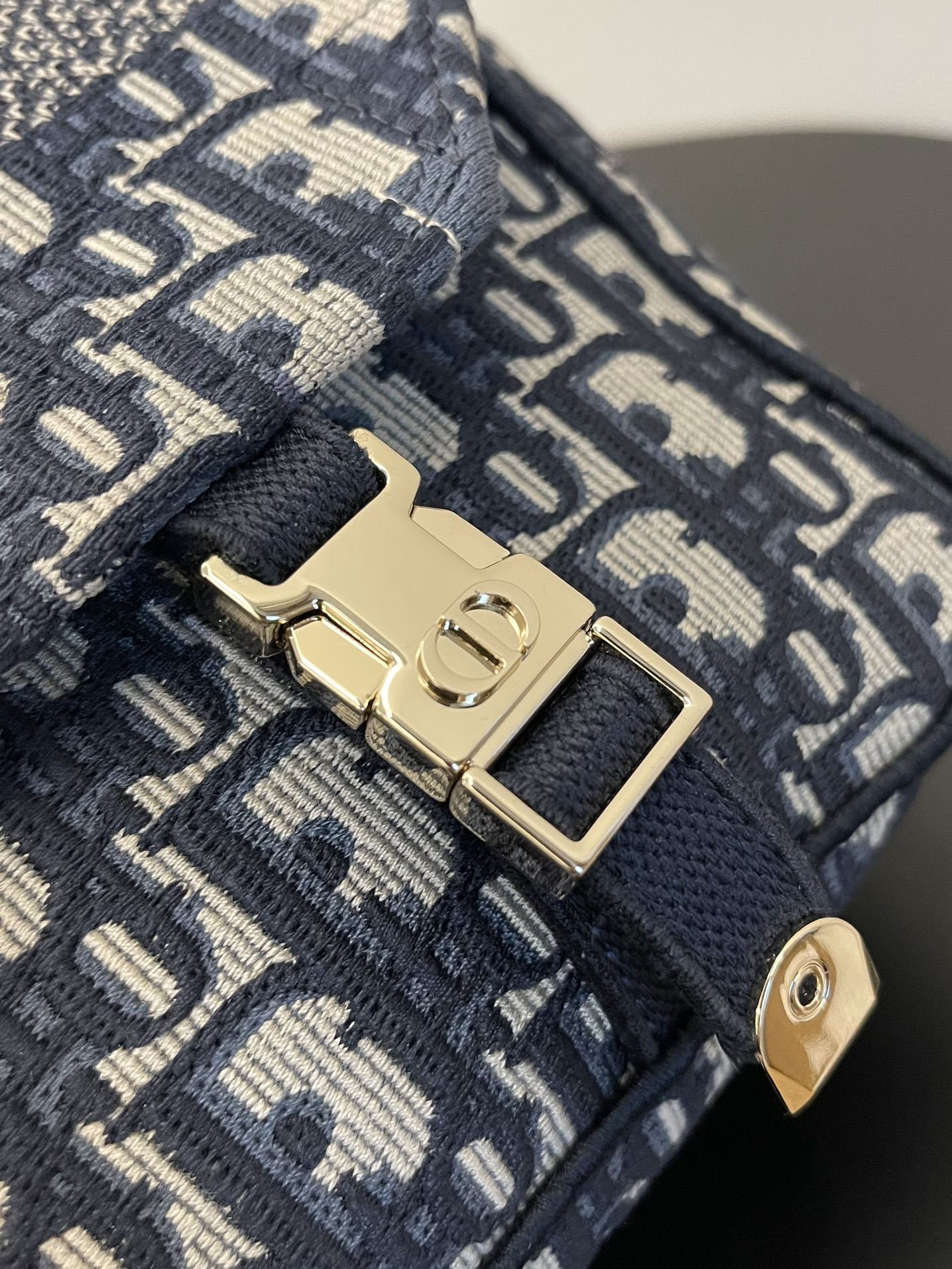 DIOR MEDIUM 28 CAMP BAG IN BLUE OBLIQUE EMBROIDERY