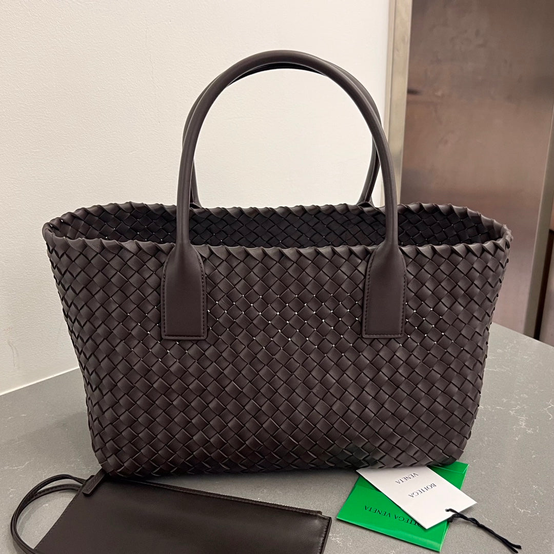 BOTTEGA VENETA SMALL CABAT 32 IN HICKORY BROWN LAMBSKIN