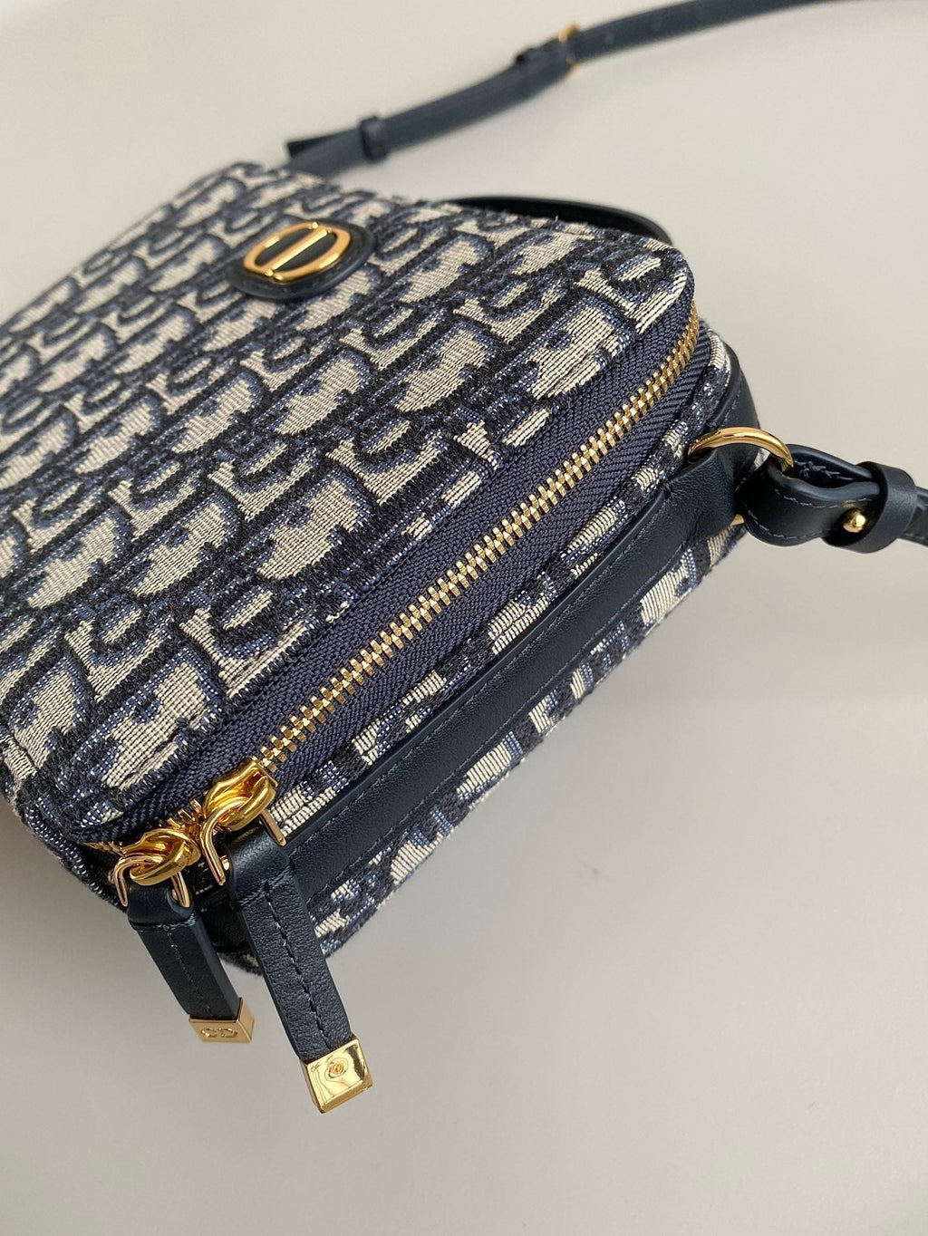 DIOR CARO 18 CAMERA BAG IN BLUE OBLIQUE JACQUARD