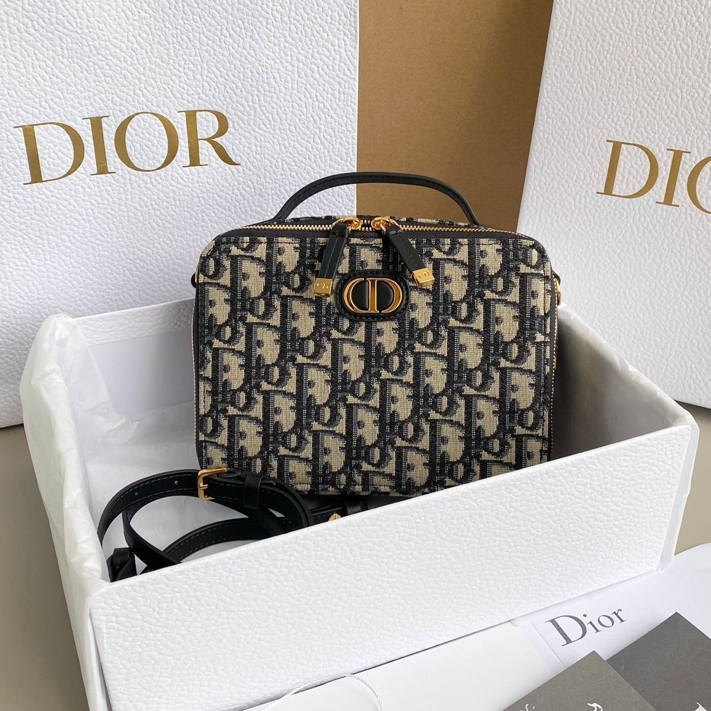 DIOR CARO 18 CAMERA BAG IN BLUE OBLIQUE JACQUARD