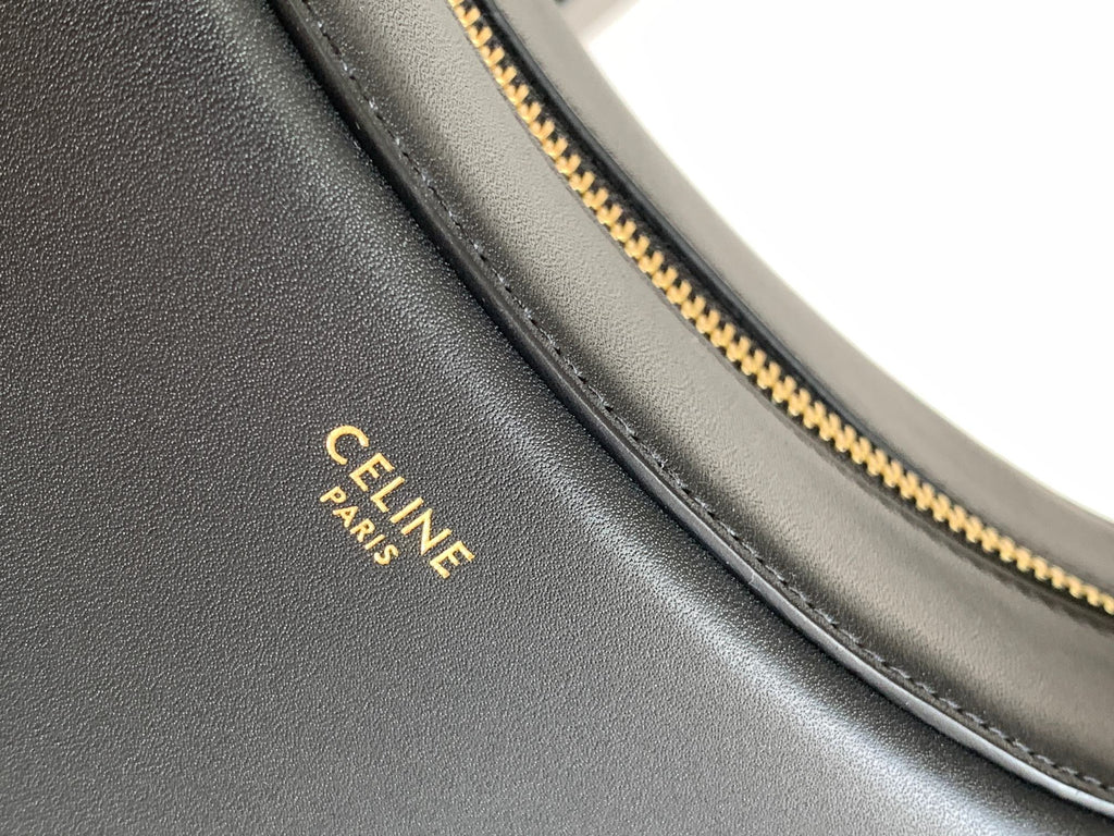 CELINE TRIOMPHE CLASSIC 25 BLACK CALFSKIN