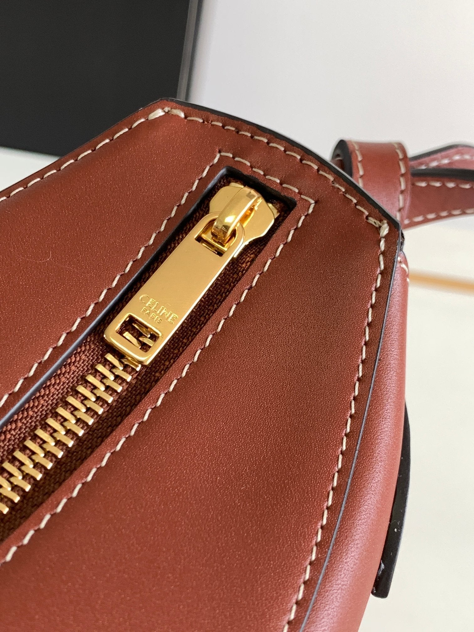 CELINE TRIOMPHE CLASSIC 25 CINNAMON BROWN CALFSKIN
