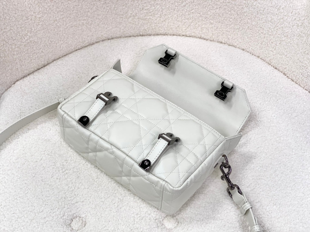 DIOR SMALL CAMP BAG 23 IN WHITE CALFSKIN