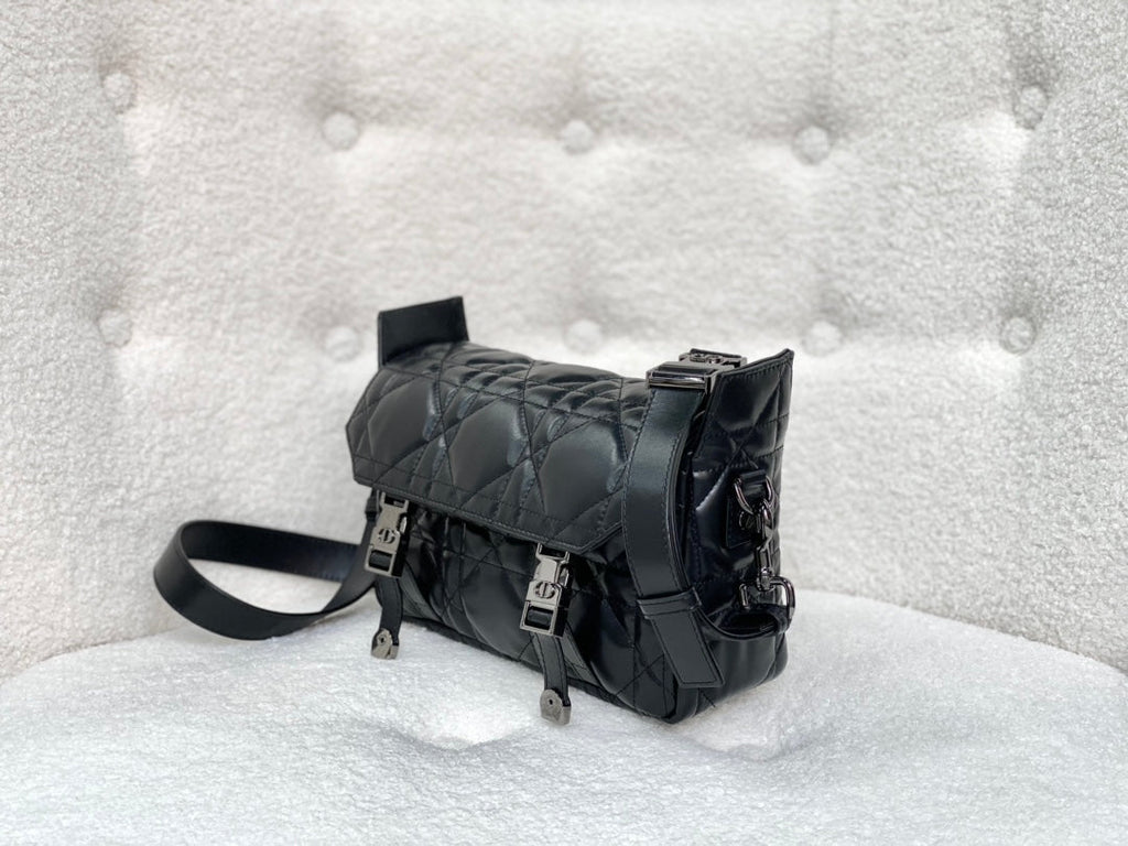 DIOR SMALL CAMP BAG 23 IN BLACK CALFSKIN