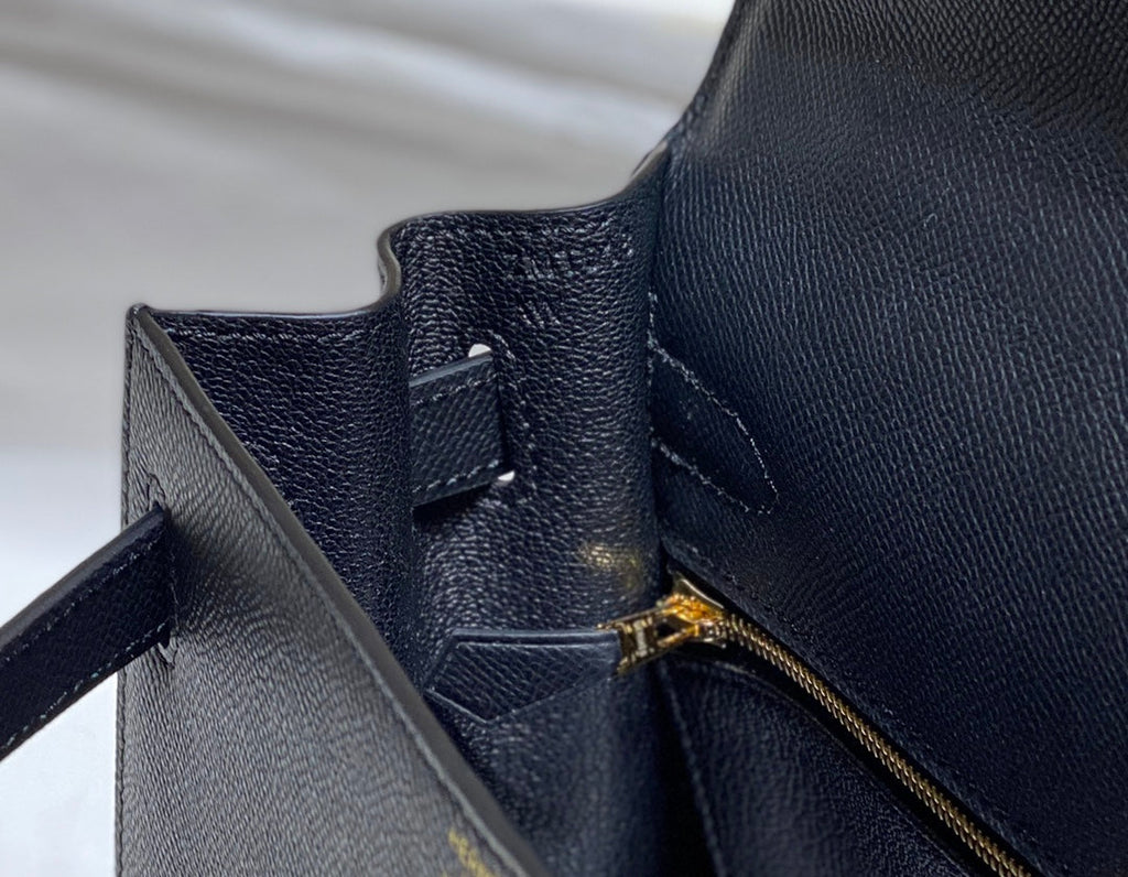 HERMES KELLY 28CM IN NOIR EPSOM CALFSKIN GOLD HARDWARE