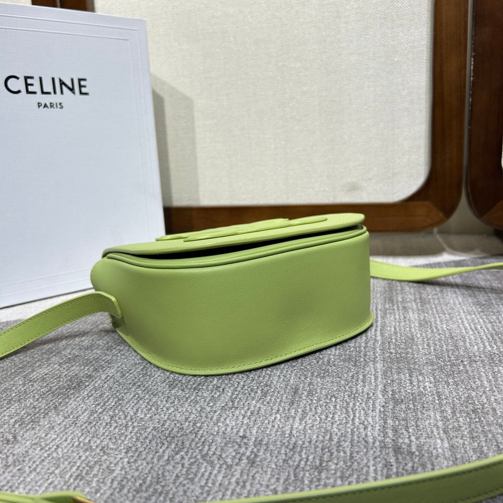CELINE FOLCO CUIR TRIOMPHE 18 IN INCHWORM GREEN CALFSKIN