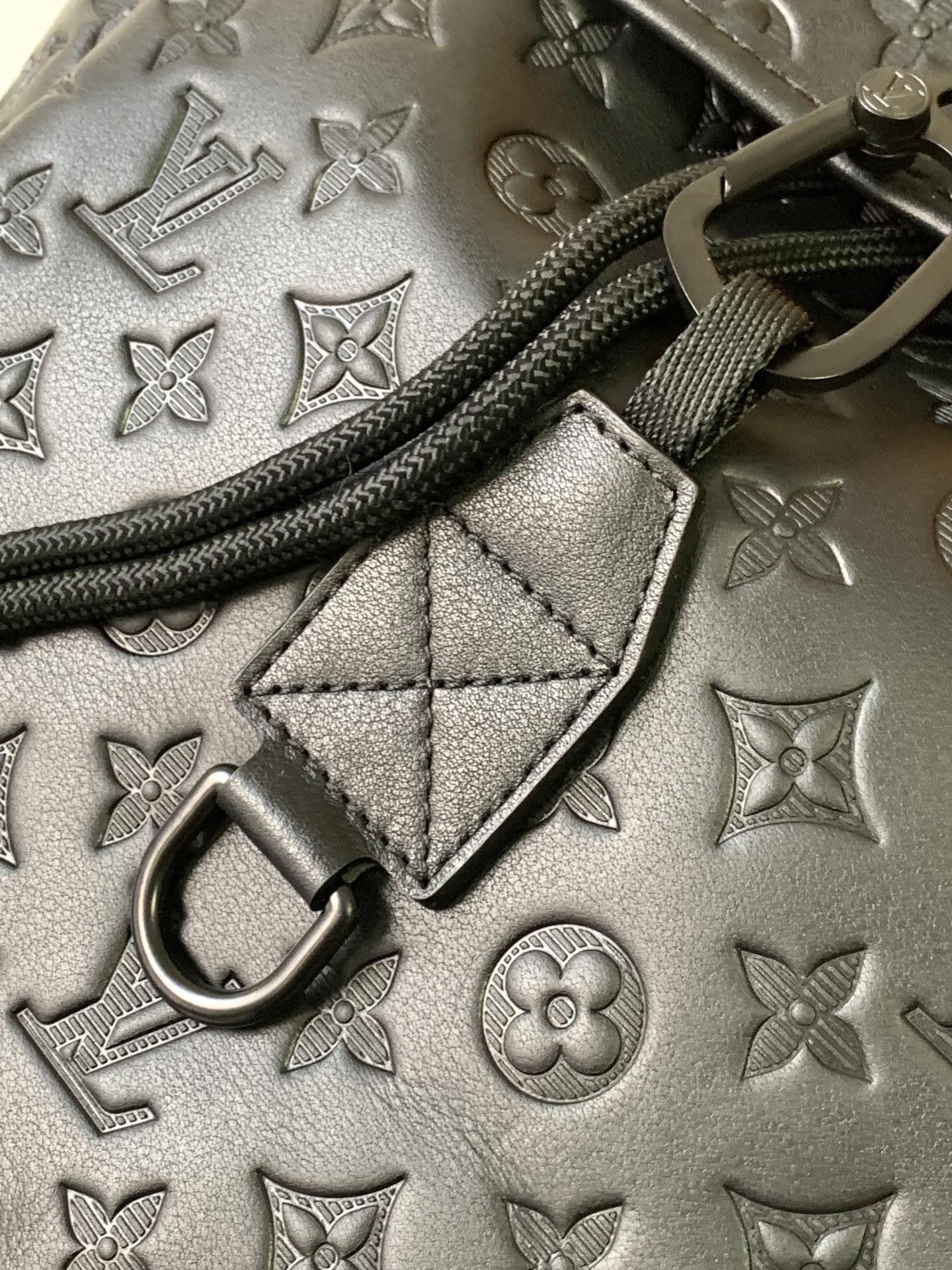 LOUIS VUITTON DISCOVERY BACKPACK 54 IN BLACK EMBOSSED MONOGRAM CALFSKIN