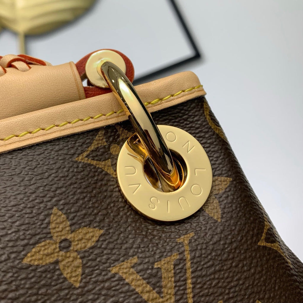 LOUIS VUITTON ARTSY MM 41 IN BROWN MONOGRAM CANVAS GOLD HARDWARE