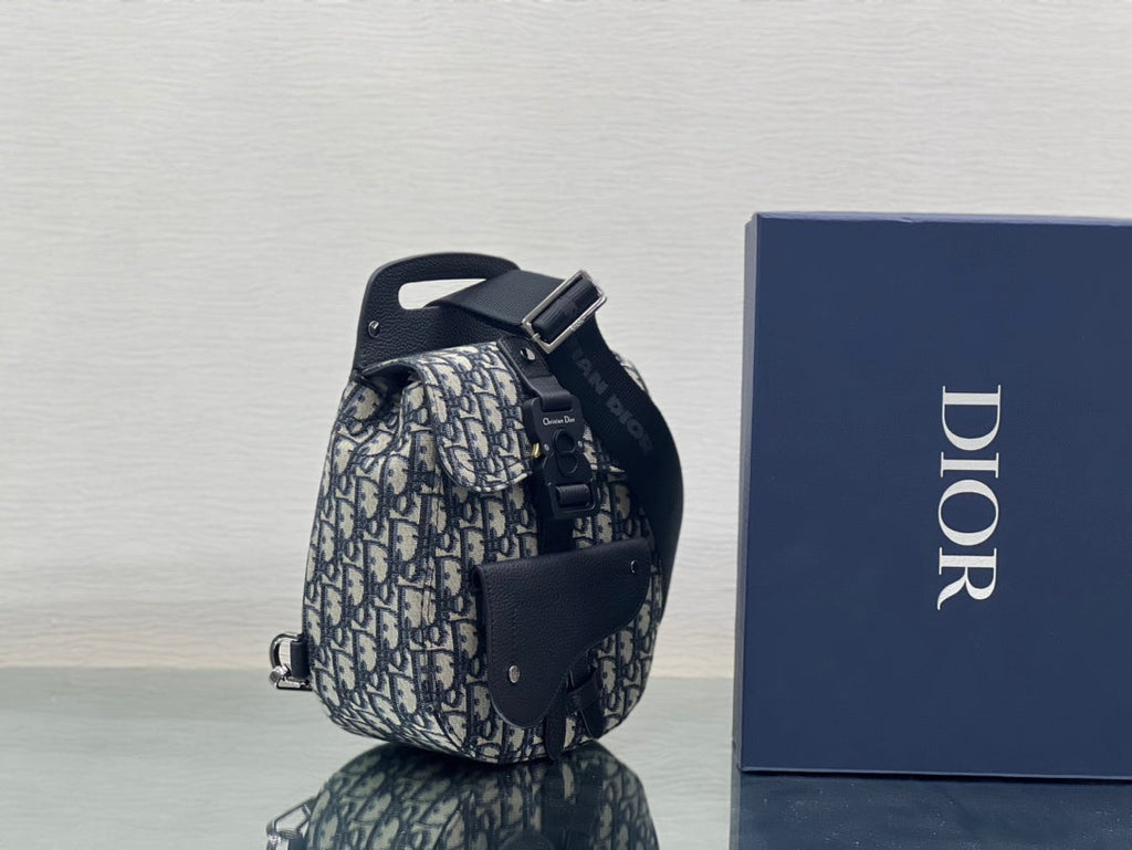 DIOR GALLOP SLING BAG 27 IN BEIGE MIX BLACK OBLIQUE JACQUARD AND CALFSKIN