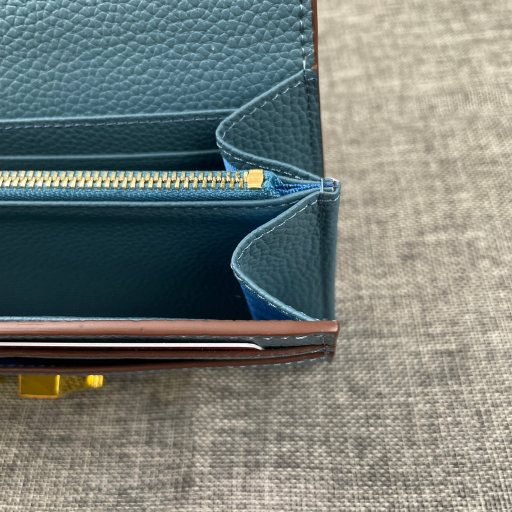 HERMES CLUTCH CONSTANCE 22 CERULEAN CALFSKIN GOLD HARDWARE