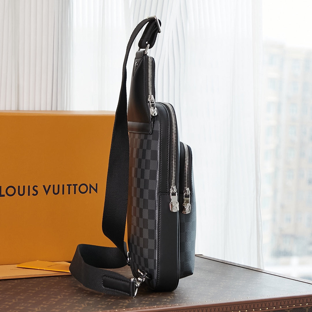 LOUIS VUITTON AVENUE SLINGBAG 31 IN BLACK DAMIER GRAPHITE CANVAS