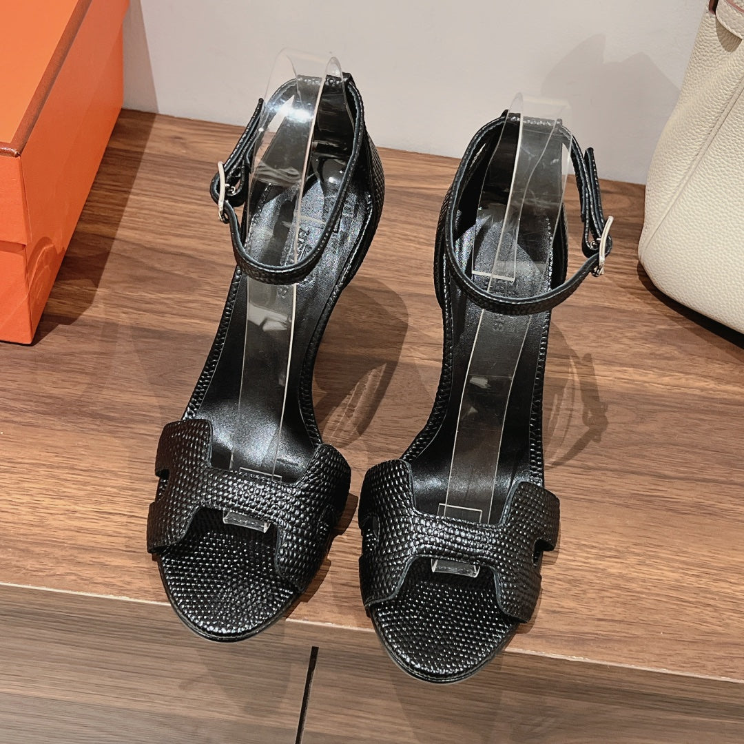 HERMES PREMIERE 115 SANDAL IN BLACK GRAINED CALFSKIN