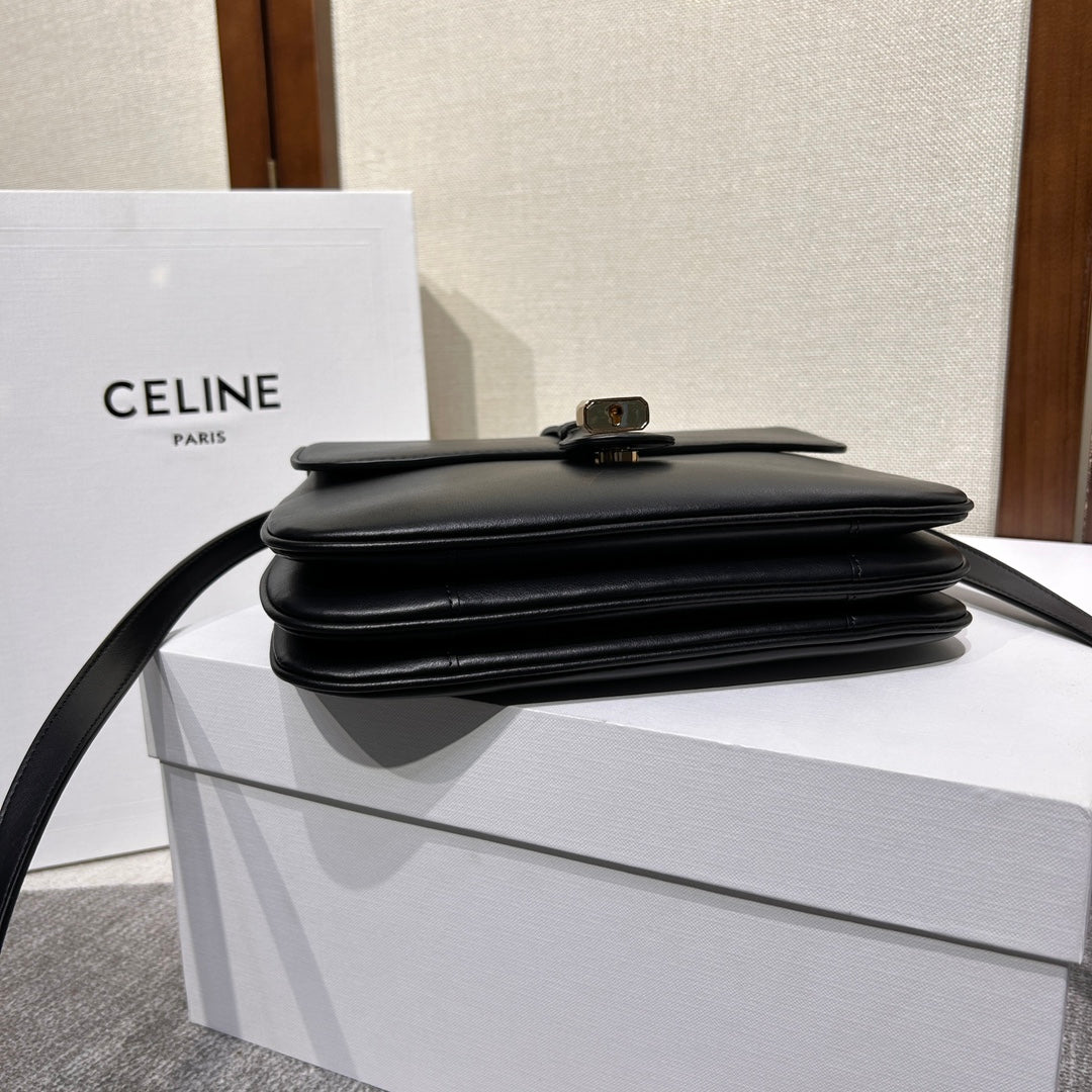 CELINE TABOU FLAP BAG 22 IN BLACK SMOOTH CALFSKIN GOLD LOCK
