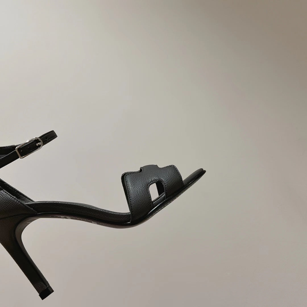 HERMES PREMIERE 105 SANDAL IN DARK GRAY CALFSKIN
