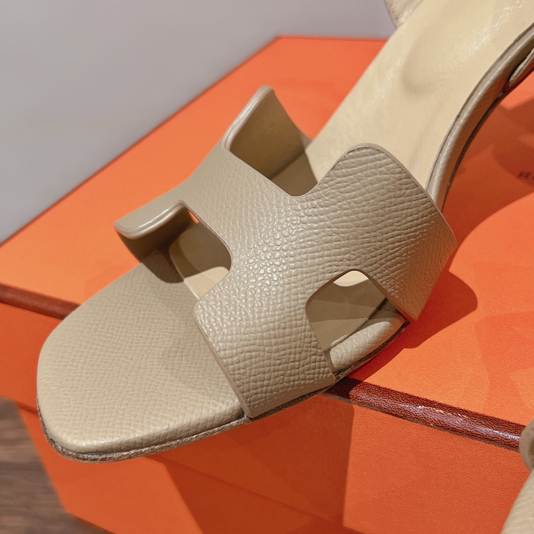 HERMES HOLY 75 SANDAL IN BISQUE BEIGE GRAINED CALFSKIN